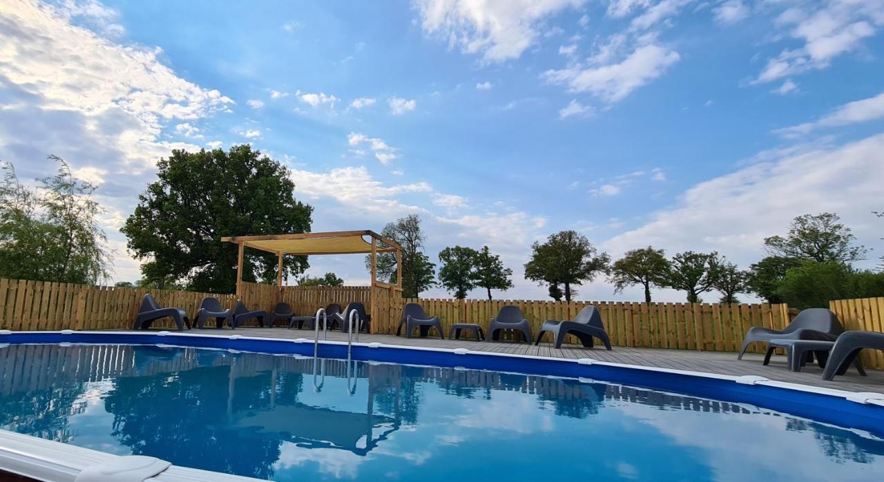 Saint-Hilaire  Le Petit Moulin Bed & Breakfast エクステリア 写真