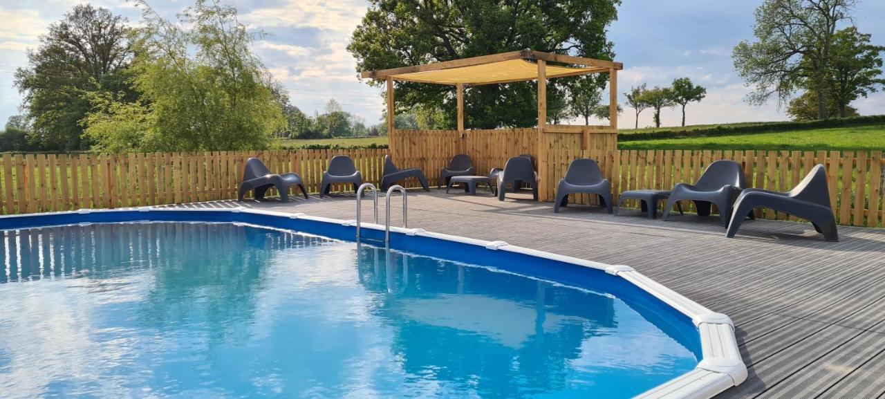 Saint-Hilaire  Le Petit Moulin Bed & Breakfast エクステリア 写真